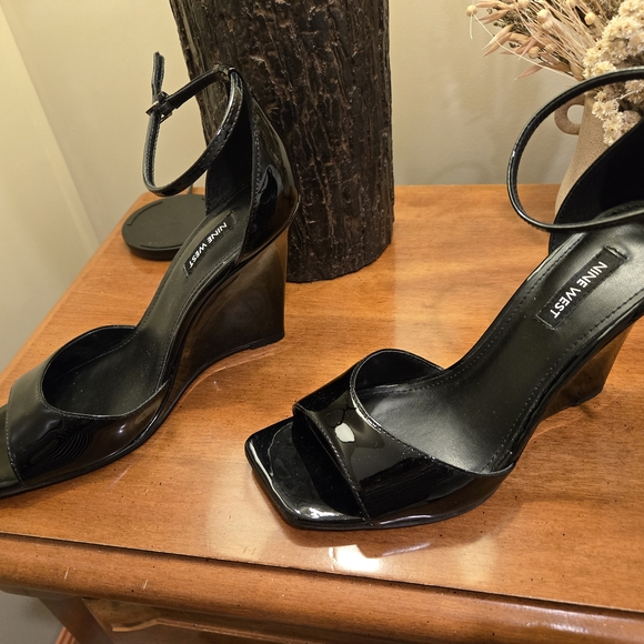 Nine West Glossy Black Wedge Heels - Picture 2 of 10